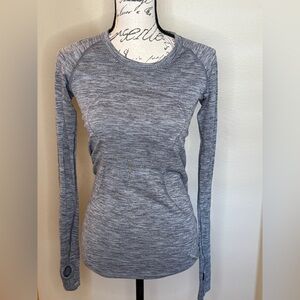 Gently Used Lululemon Swiftly Tech Hip Length Long Sleeve shirt